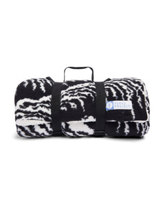 eco-friendly fleece throw inspired by acadia national park | black